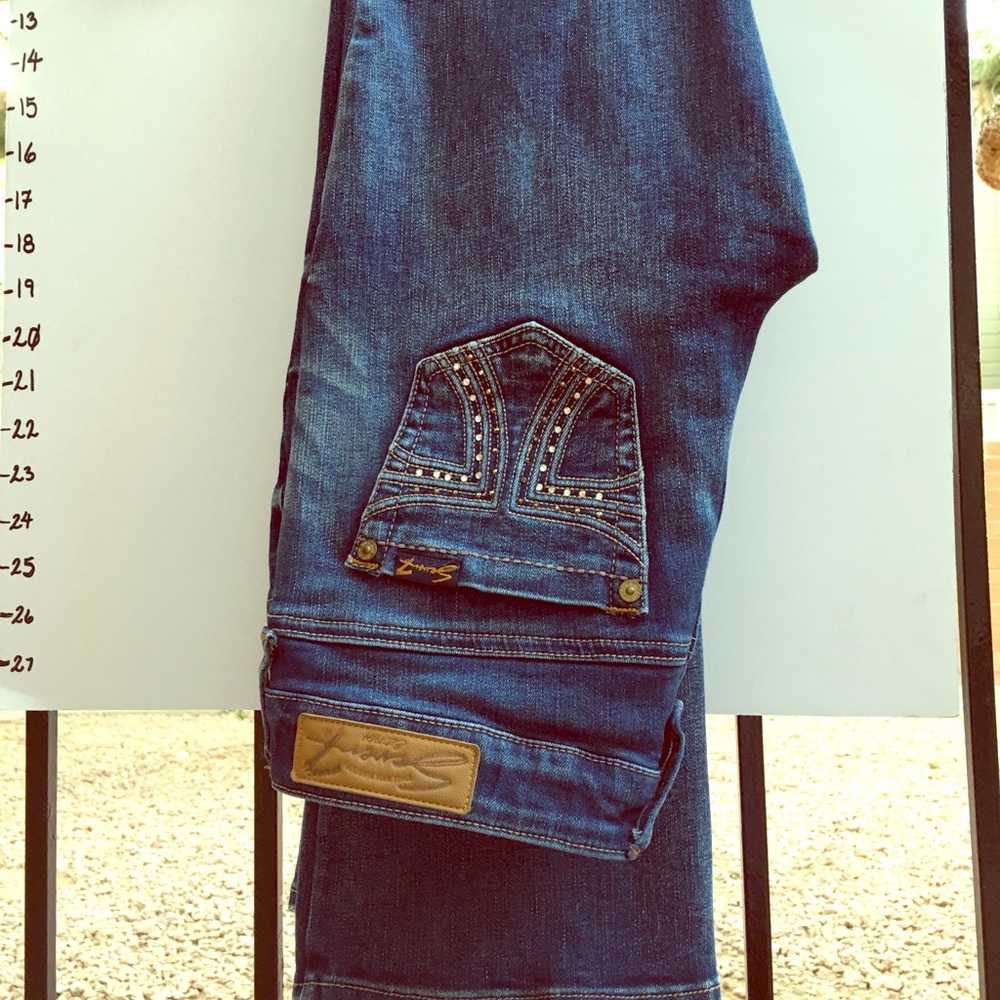 Seven jeans size 4 boot cut. NWOT. Beautiful